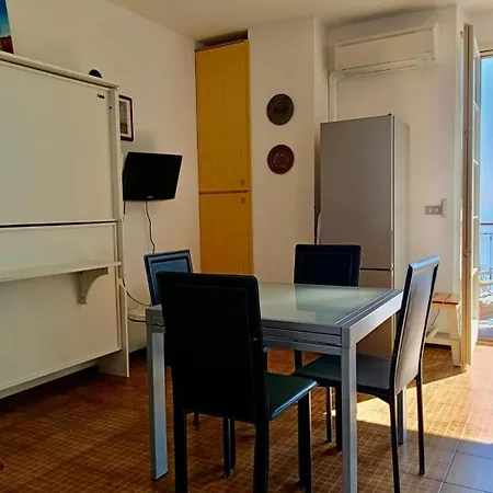 Hostdomus - Bay Daire